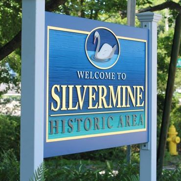 SCA Installs New “Welcome to Silvermine” Sign