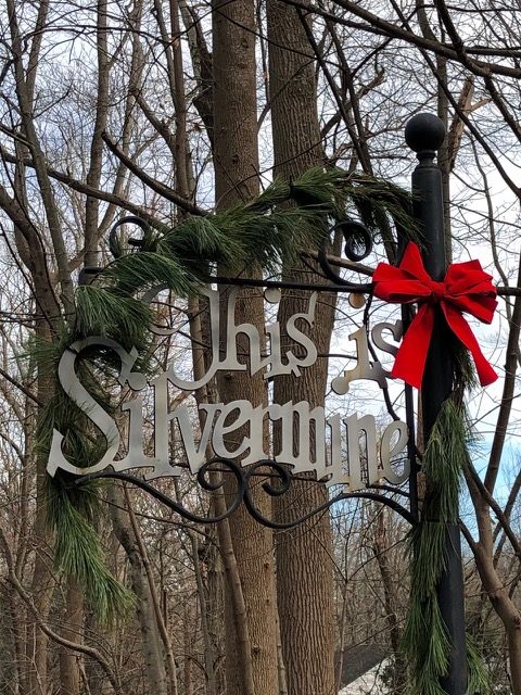 Decorating Silvermine For The Holidays!